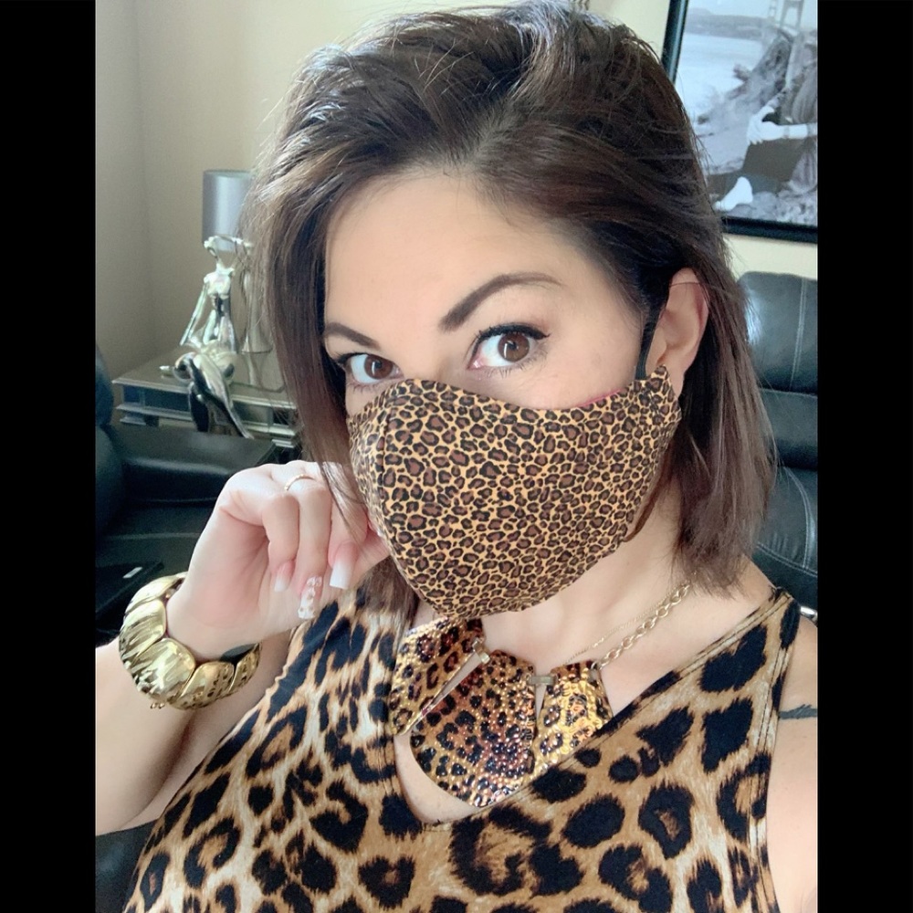 Meet your Posher, Madeleyne j